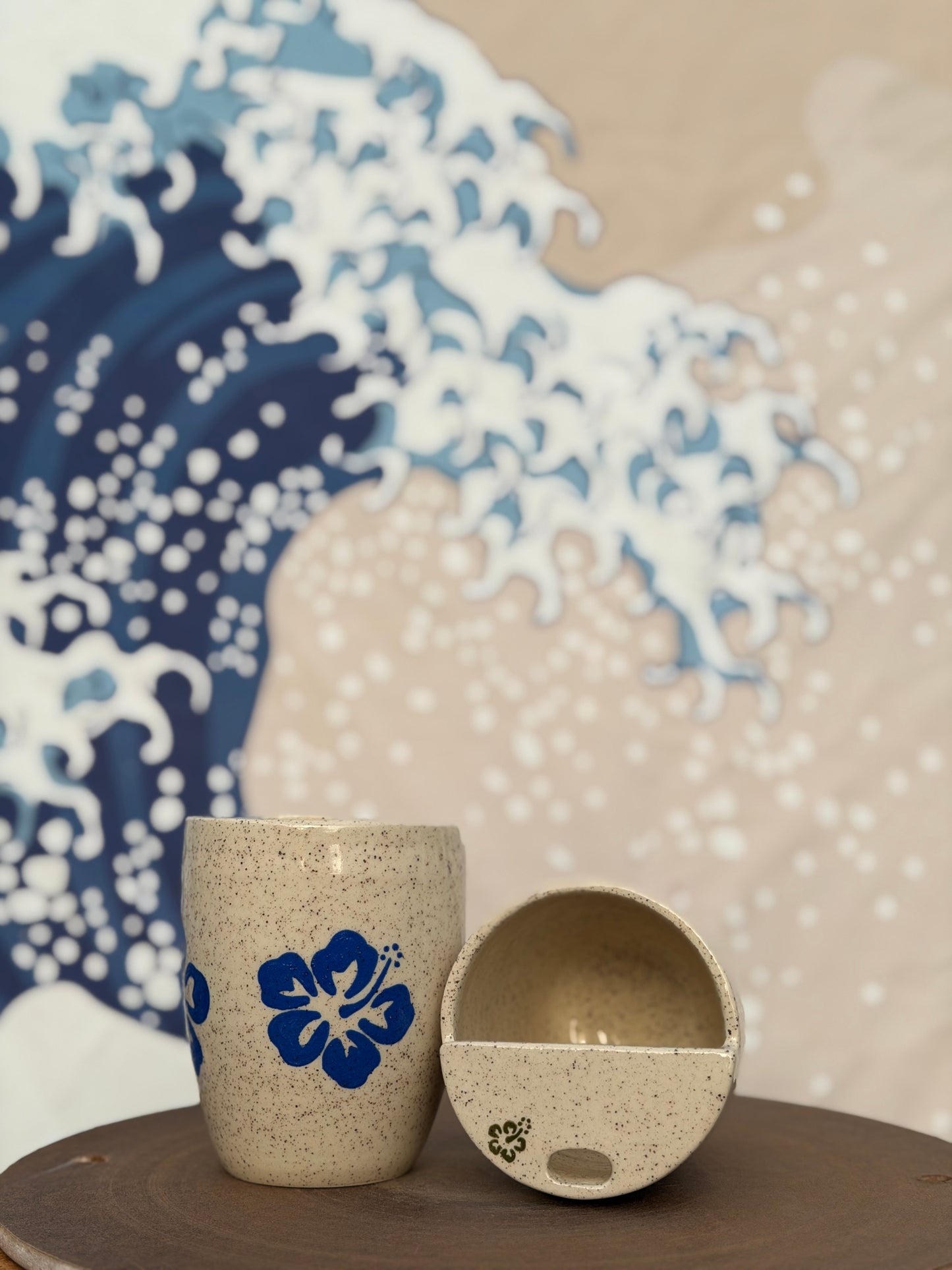 Hibiscus on White to-go mug | Small