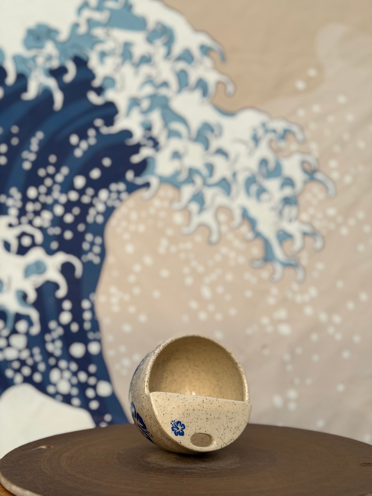 Hibiscus on White to-go mug | Mini