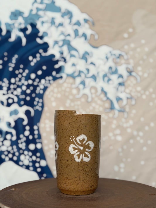 Hibiscus on Tan to-go mug | Tall