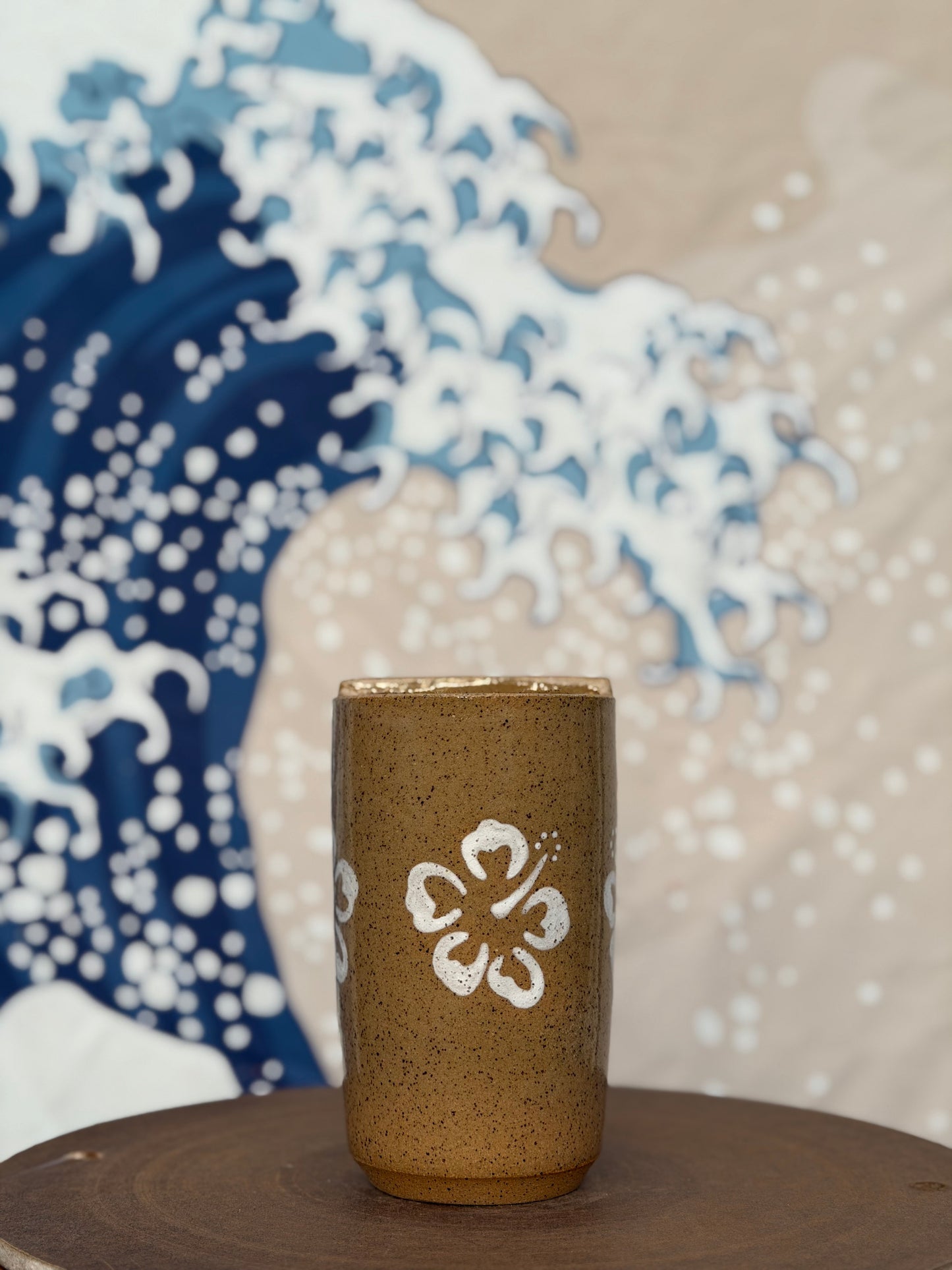 Hibiscus on Tan to-go mug | Tall